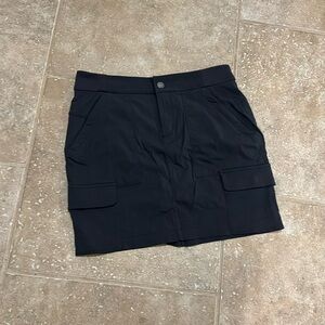 Athleta Skirt/Skort Size 8 Gray Athletic Athleisure